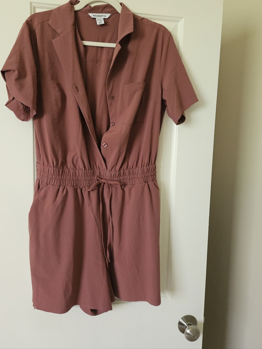 NWOT Athleta Avenue Romper Small Tall